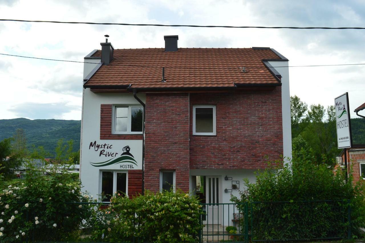 Mystic River Design Hostel Bajina Basta Buitenkant foto
